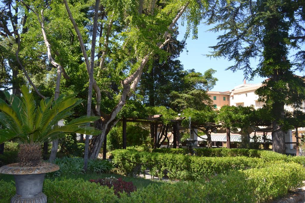 Relais La Rupe Hotel Sorrento Bagian luar foto
