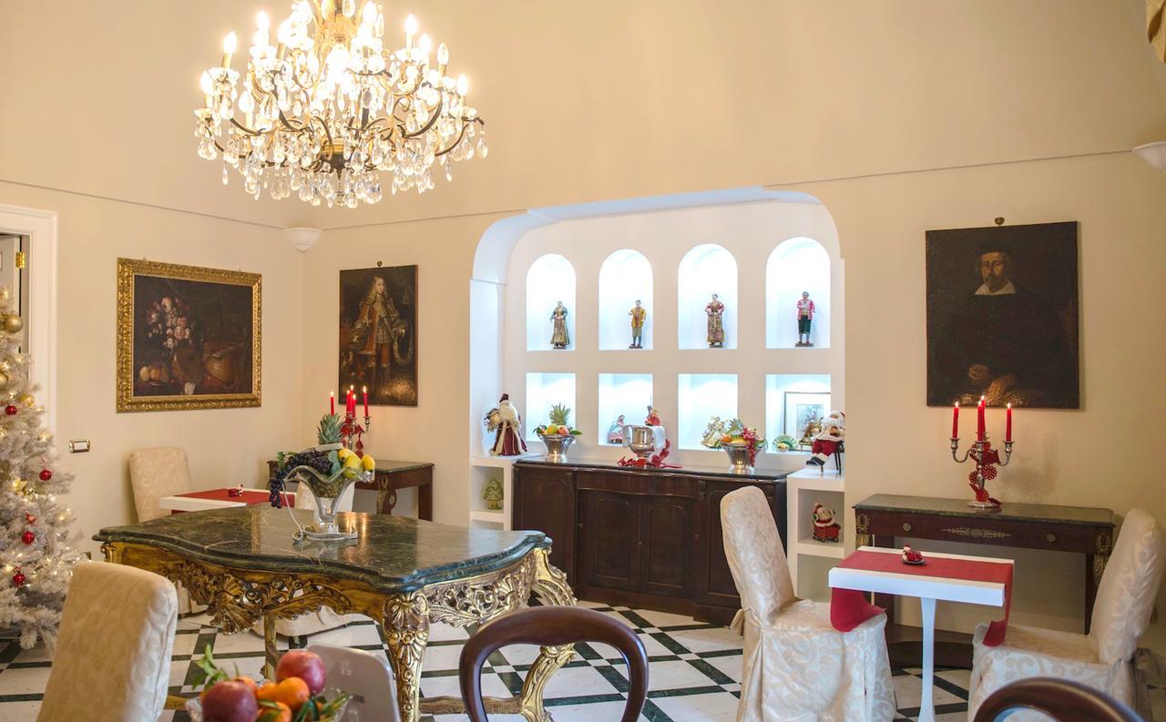Relais La Rupe Hotel Sorrento Bagian luar foto