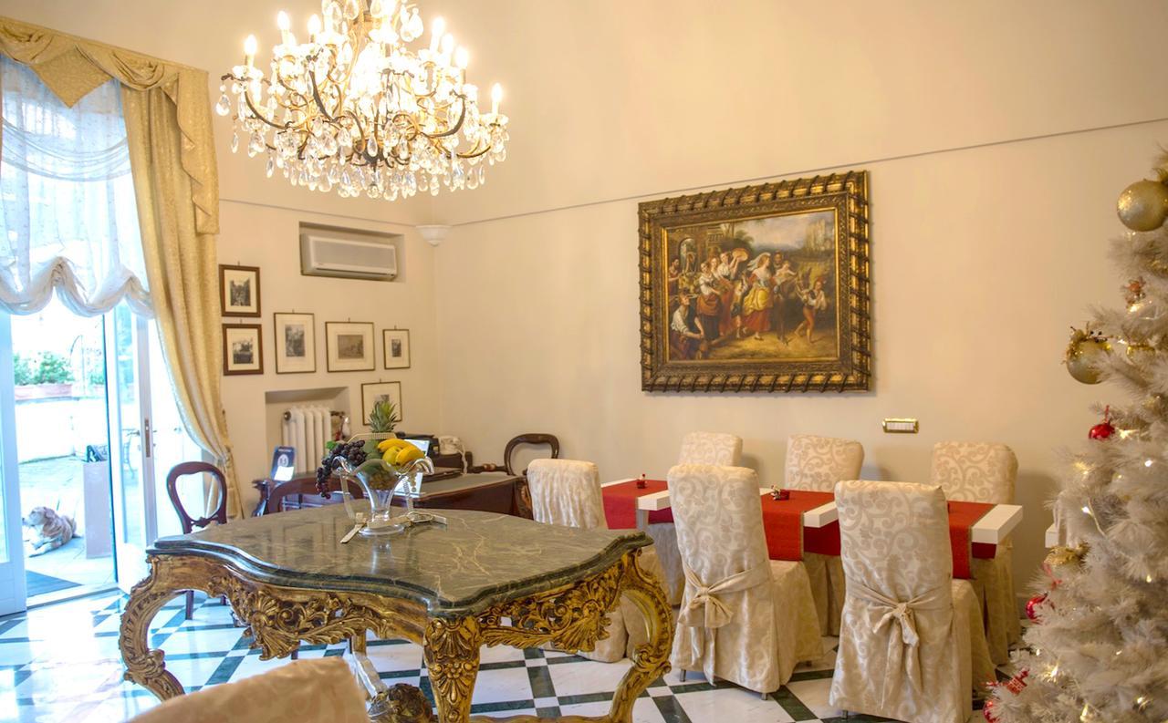 Relais La Rupe Hotel Sorrento Bagian luar foto